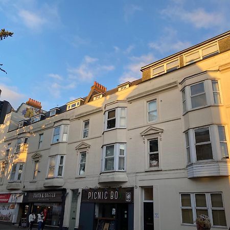 The City Surfer Apartment - By Coastline Retreats - Parking Included - Sleeps 5 - City Centre Bournemouth Ngoại thất bức ảnh